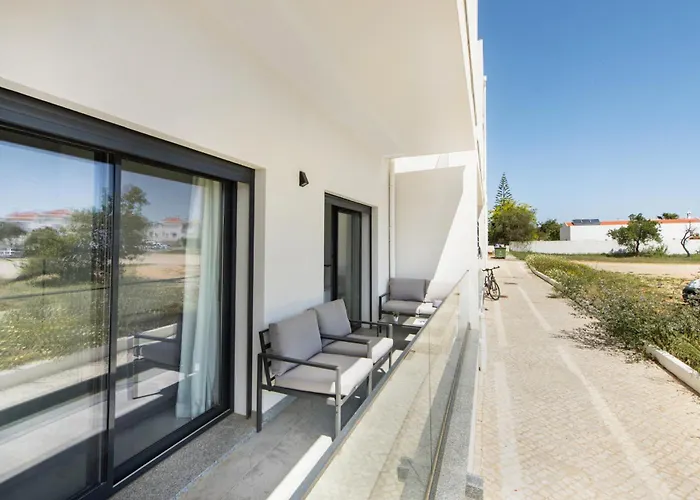 Sunny カバナス・デ・タビラ