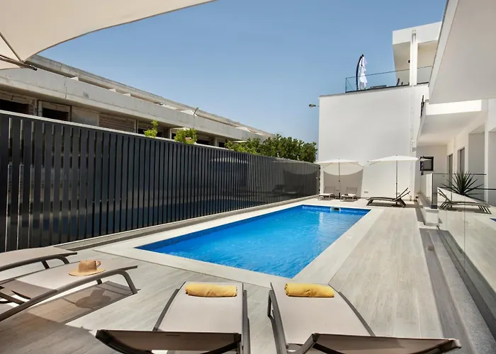 Sunny アパート カバナス・デ・タビラ