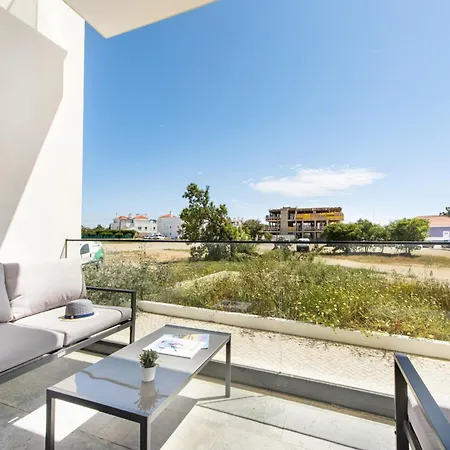 Sunny Appartement Armacao da Abobora